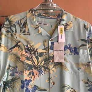 Men’s Tommy Bahama Silk shirt